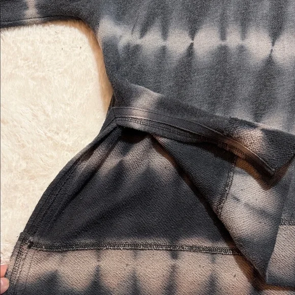 Free People Black and Gray Tie-Dye Long Sleeve Cold Shoulder Oversized Top - Picture 4 of 6